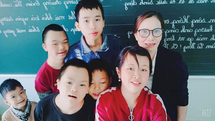 “Người mẹ” hết lòng vì trẻ em khuyết tật